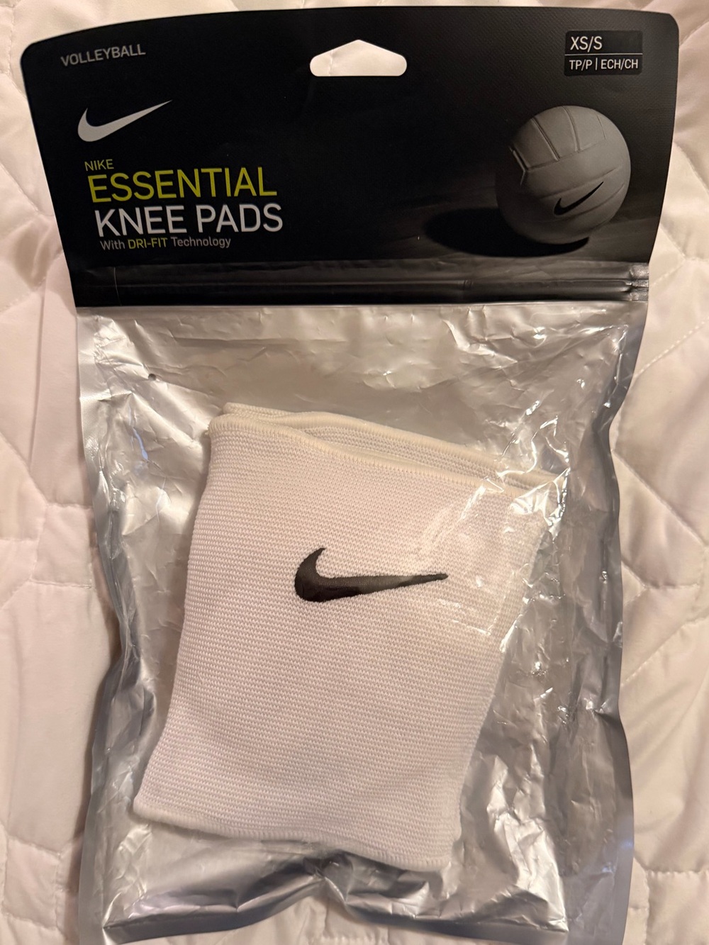 Nike Essential Volleyball Knee Pads in White